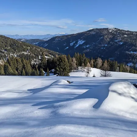 Lalo Alm - Berge Erleben *
